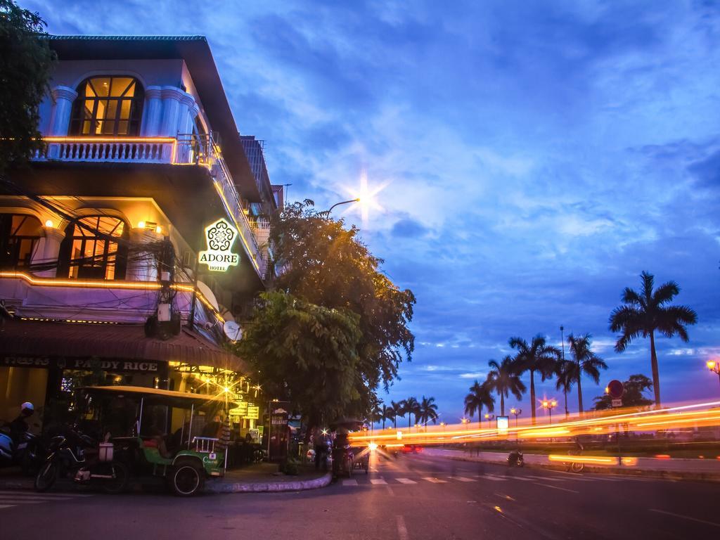 Adore Riverside Hotel Phnom Penh Extérieur photo